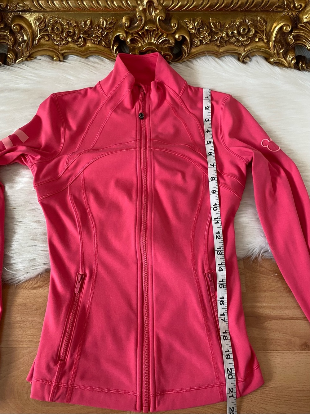 Lululemon X Disney Define Nulu Pink Jacket - Picture 11 of 12